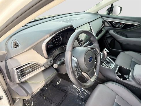 Used 2023 Subaru Outback Onyx Edition image 9