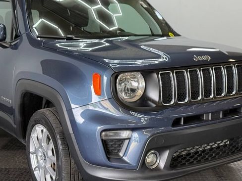 Used 2020 Jeep Renegade Latitude w/ Cold Weather Group AWD/4WD image 4