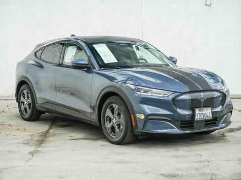 Used 2021 Ford Mustang Mach-E Select RWD image 3