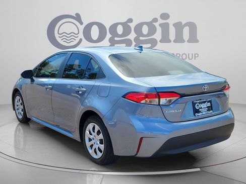 Used 2024 Toyota Corolla LE FWD image 3