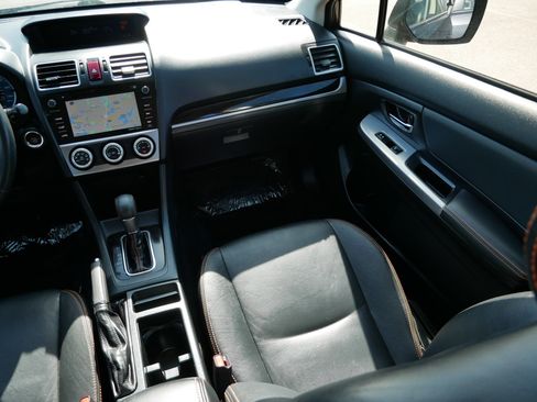 Used 2016 Subaru Crosstrek 2.0i Limited image 11