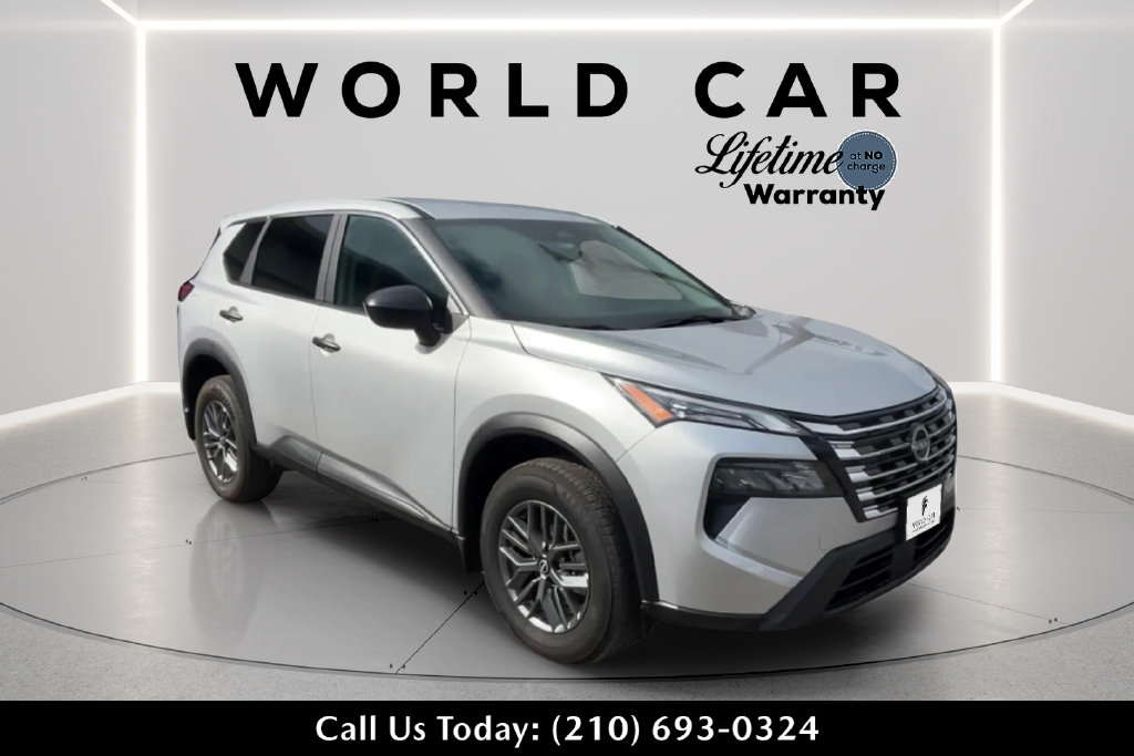 Used 2025 Nissan Rogue S FWD image 1