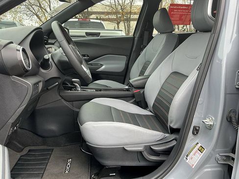 Certified 2024 Nissan Kicks SR w/ SR Premium Package image 12