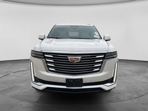 Used 2023 Cadillac Escalade Premium Luxury Platinum w/ Heavy-Duty Trailer Package AWD/4WD image 2