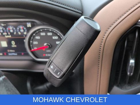 Certified 2021 Chevrolet Silverado 1500 High Country w/ Technology Package image 17