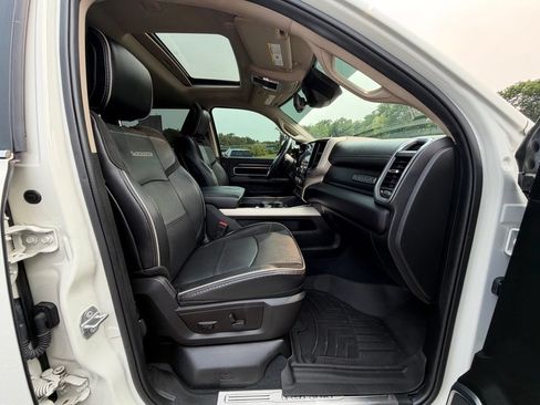 Used 2022 RAM 2500 Laramie AWD/4WD image 25