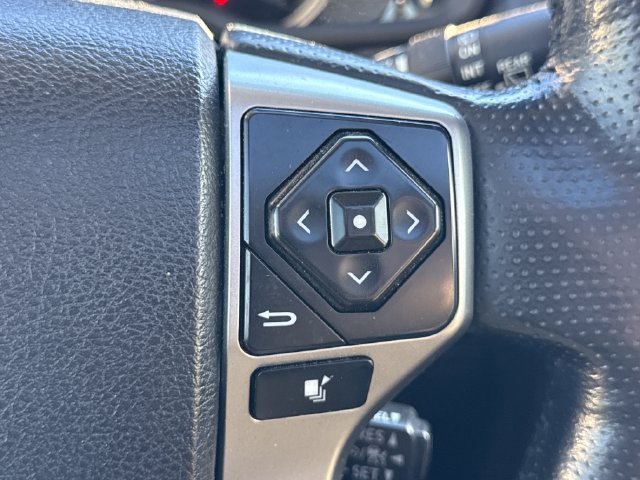 Used 2023 Toyota 4Runner Limited AWD/4WD image 33