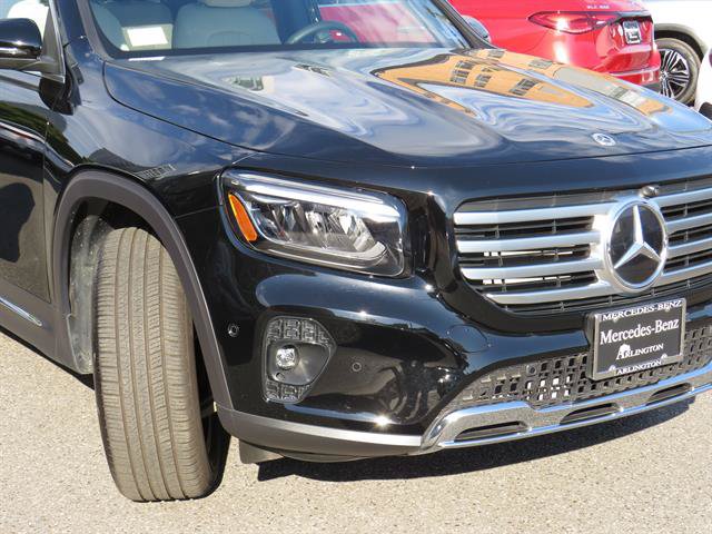 Used 2026 Mercedes-Benz GLB 250 4MATIC image 23