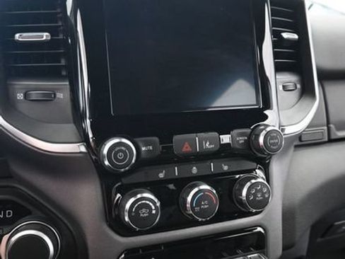 Used 2025 RAM 1500 Big Horn AWD/4WD image 23