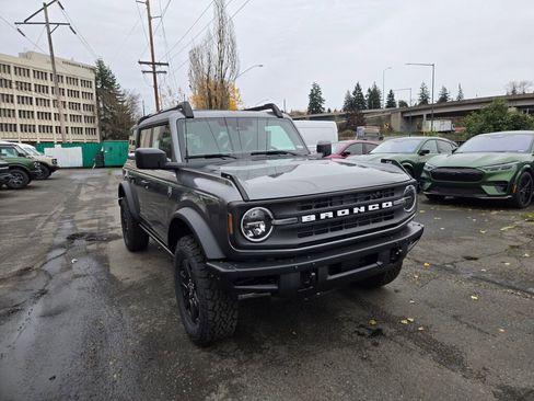 New 2025 Ford Bronco Big Bend w/ Black Diamond Package AWD/4WD image 3