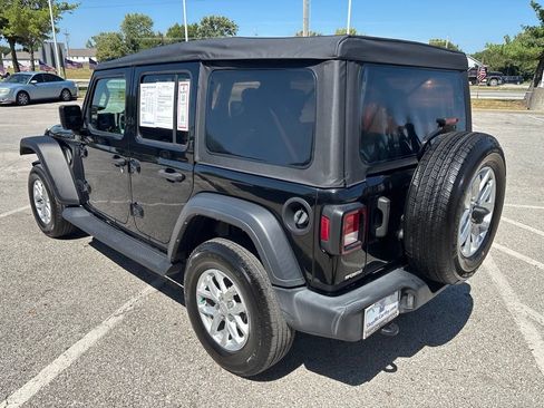 Used 2023 Jeep Wrangler Unlimited Sport AWD/4WD image 6