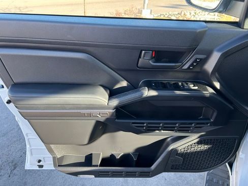 Used 2025 Toyota 4Runner TRD Off-Road Premium w/ Tow Technology Package image 9