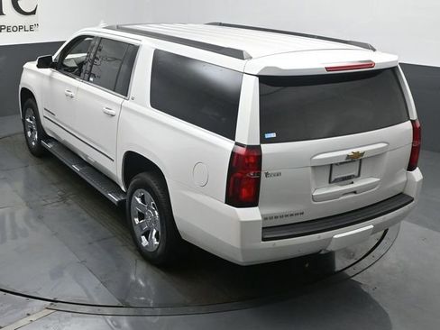 Used 2017 Chevrolet Suburban LT w/ LT Signature Package image 42