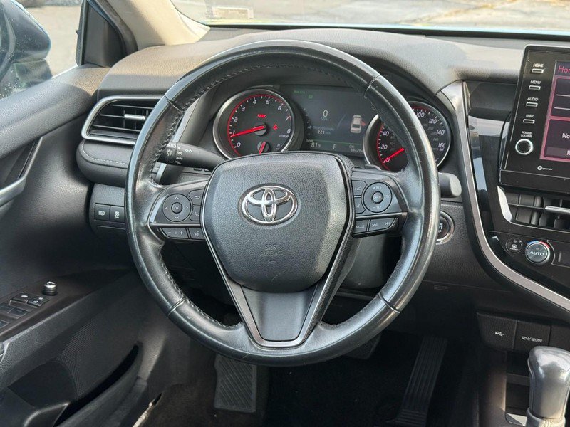 Used 2023 Toyota Camry XSE FWD image 13