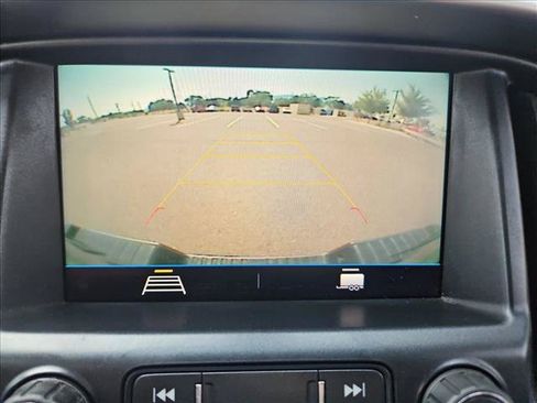 Used 2021 Chevrolet Colorado LT w/ LT Convenience Package AWD/4WD image 14