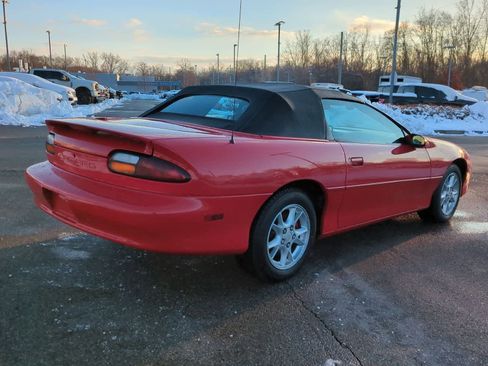 Used 2002 Chevrolet Camaro LT image 8
