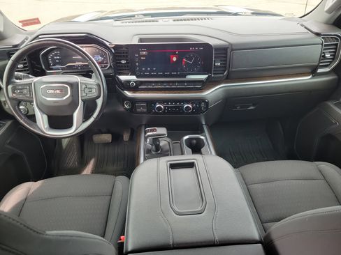 Used 2022 GMC Sierra 1500 Elevation image 18