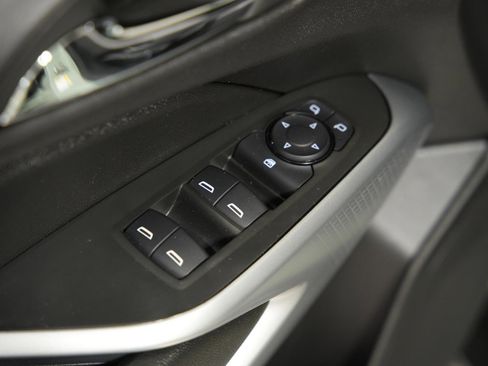 Used 2024 Chevrolet Trax RS w/ Driver Confidence Package image 22