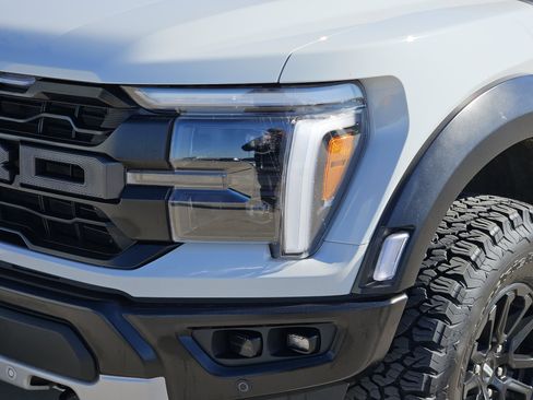 Used 2024 Ford F150 Raptor image 12