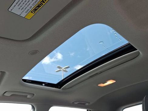 New 2026 Hyundai Venue SEL FWD image 7