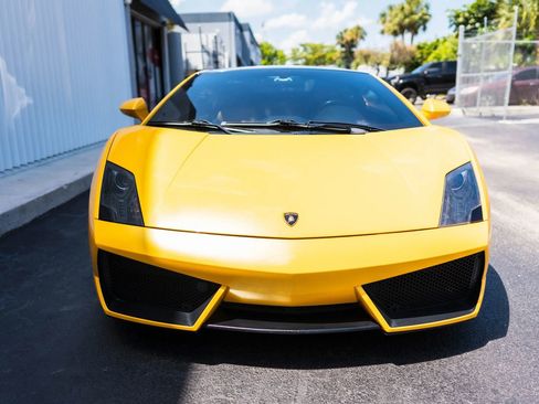 Used 2013 Lamborghini Gallardo LP 550-2 RWD image 2