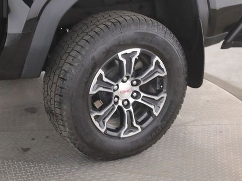 Used 2024 GMC Canyon AT4 w/ AT4 Premium Package image 14
