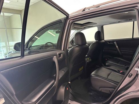 Used 2009 Toyota Highlander Sport image 23