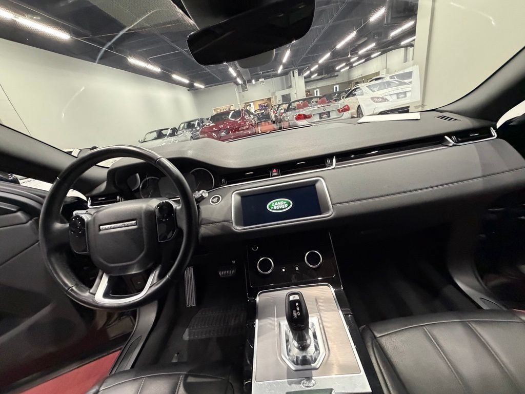 Used 2020 Land Rover Range Rover Evoque S AWD/4WD image 33