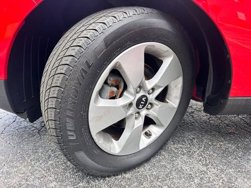 Used 2019 Kia Soul w/ Convenience Package FWD image 32