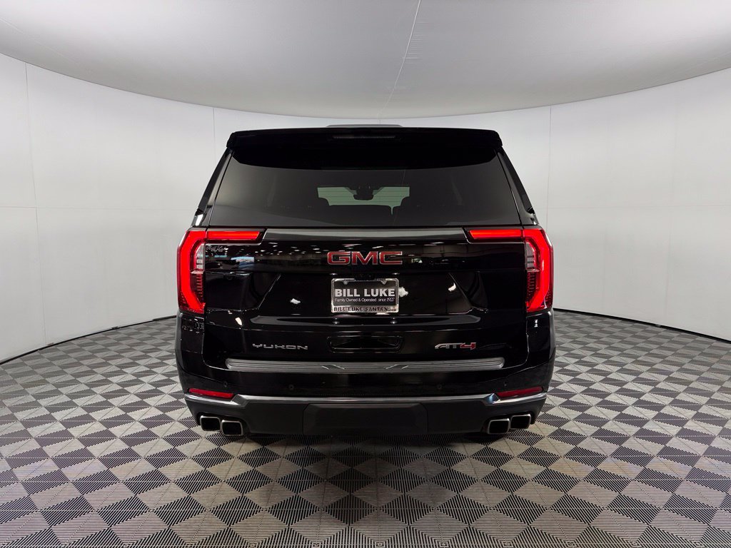 Used 2026 GMC Yukon AT4 w/ AT4 Premium Package AWD/4WD image 8