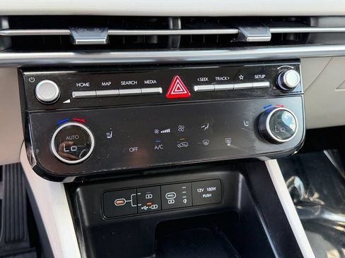 Used 2025 Hyundai Tucson SEL AWD/4WD image 23