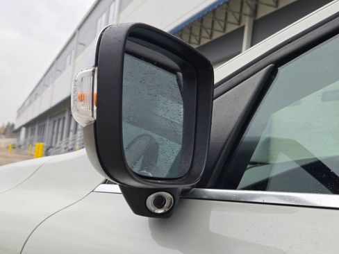 Used 2013 Volvo XC60 T6 R-Design Platinum image 37