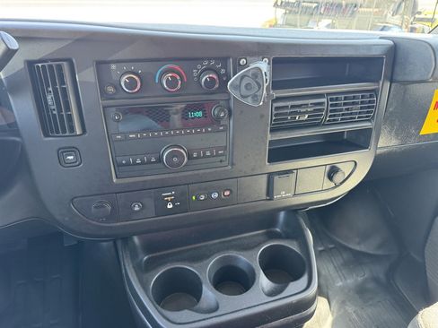 Used 2020 Chevrolet Express 2500 w/ Driver Convenience Package RWD image 8