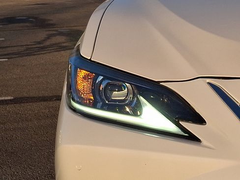 Certified 2023 Lexus ES 350 350 image 10