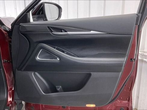 Certified 2025 INFINITI QX60 Luxe image 23