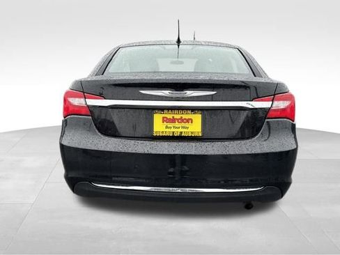 Used 2013 Chrysler 200 LX image 6
