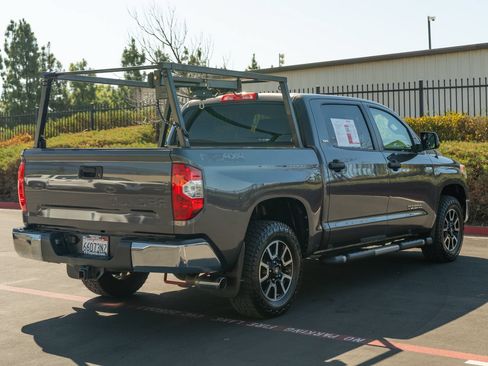 Used 2017 Toyota Tundra SR5 w/ TRD Off Road Package AWD/4WD image 11