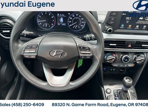 Used 2021 Hyundai Kona SE AWD/4WD image 17