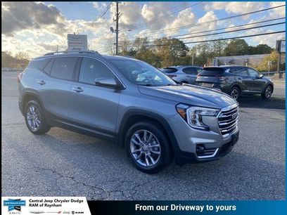 Used 2024 GMC Terrain SLT