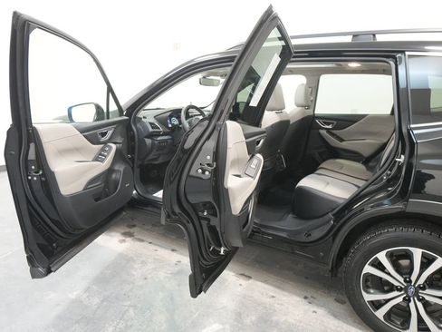 Used 2019 Subaru Forester Limited image 23