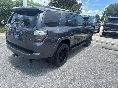 Used 2022 Toyota 4Runner SR5 RWD image 4