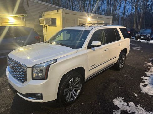 Used 2019 GMC Yukon Denali w/ Denali Ultimate Package AWD/4WD image 15