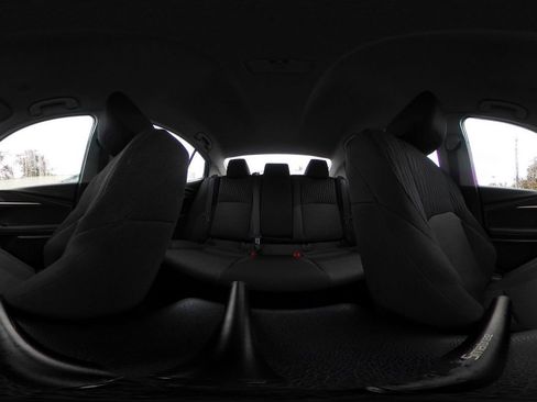 Used 2025 Toyota Camry LE image 41