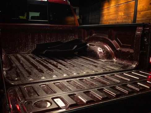Used 2023 RAM 1500 Laramie AWD/4WD image 7