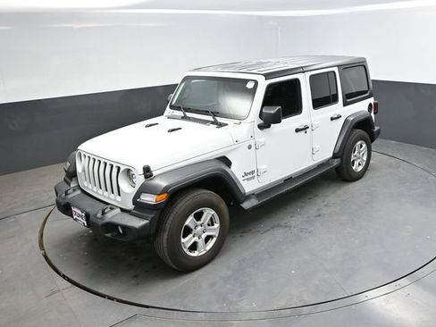Used 2018 Jeep Wrangler Unlimited Sport S AWD/4WD image 37