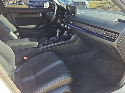 Used 2024 Honda Civic Sport image 13