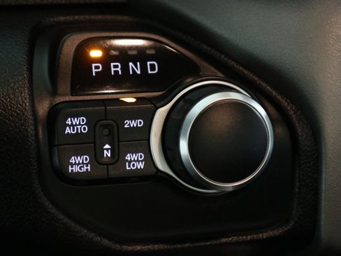 Used 2020 RAM 1500 Big Horn AWD/4WD image 27