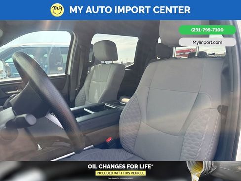 Used 2025 Toyota Tundra SR5 image 7