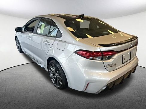 New 2026 Toyota Corolla XSE FWD image 4