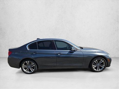 Used 2016 BMW 340i Sedan RWD image 4